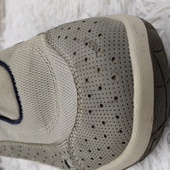 Columbia Watusi Grey Fabric Toggle Upper Round Toe Slip On Water Training Shoe - Picture 16 of 16